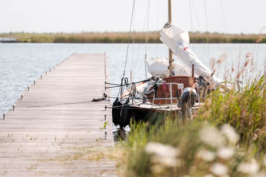 Met eigen boot naar de Marker Wadden - Reislegende.nl