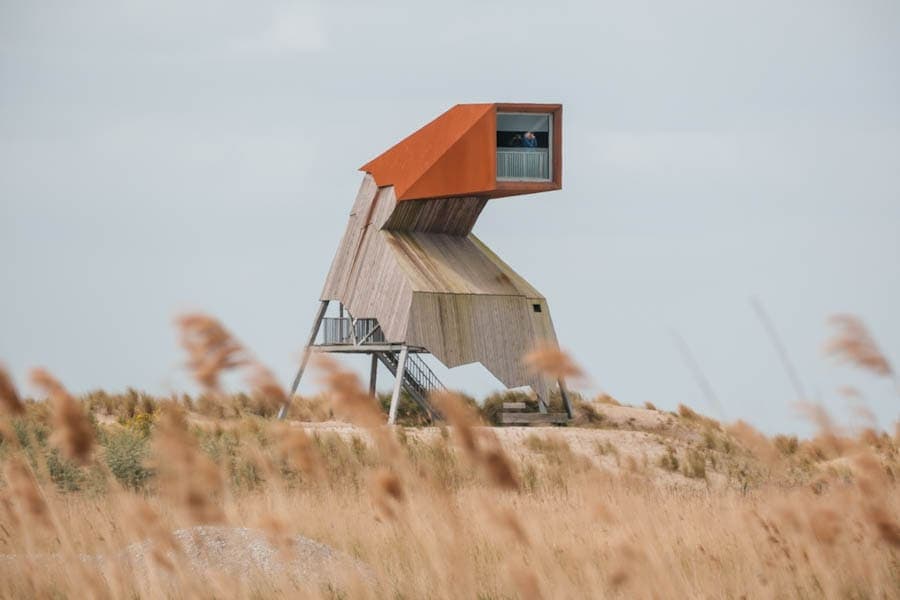 Uitkijktoren de Steltloper op de Marker Wadden - Reislegende.nl