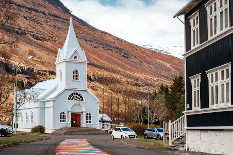 Seyðisfjörður bezienswaardigheden in Oost-IJsland - Reislegende.nl