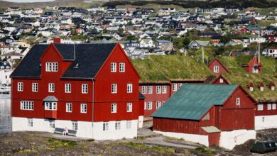 Tinganes Torshavn bezienswaardigheden faeroer eilanden - Reislegende.nl