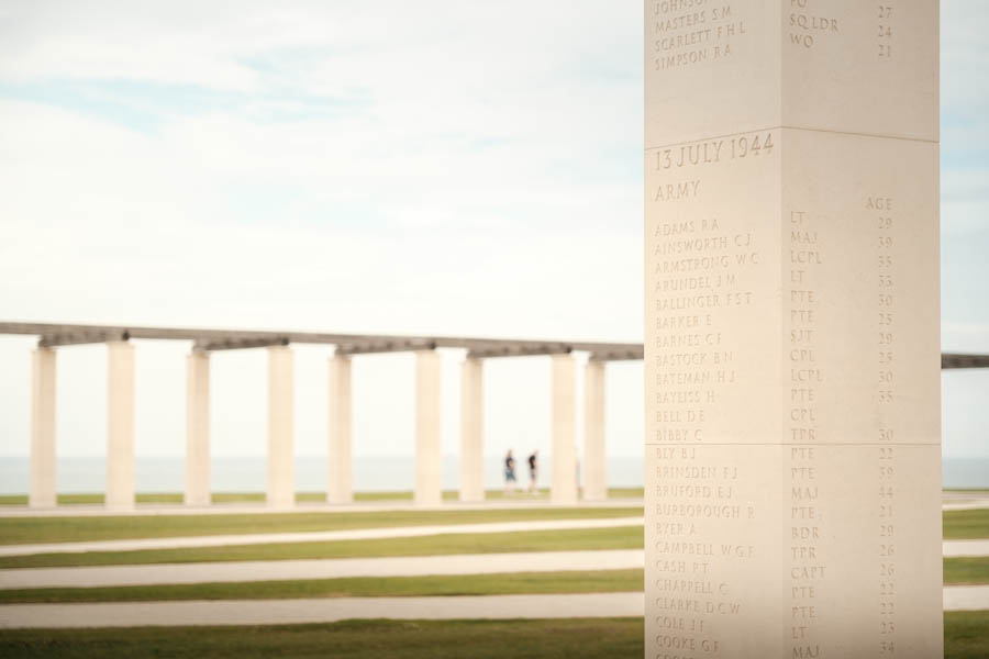 Memorials Normandie British Normandy Memorial Normandie Frankrijk - Reislegende.nl