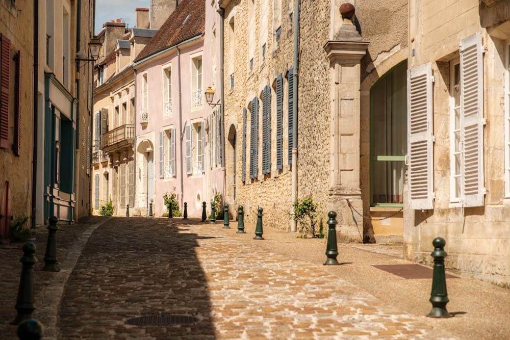 Belleme Rue ville Close Orne Normandie Frankrijk - Reislegende.nl