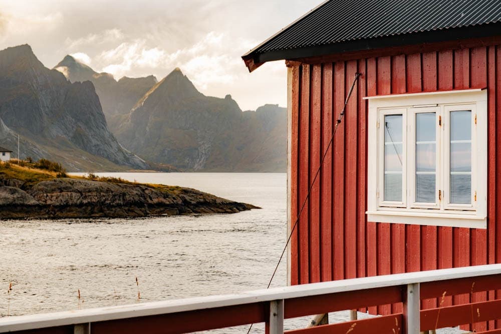 Hamnoy Lofoten vissershuisjes - Reislegende.nl