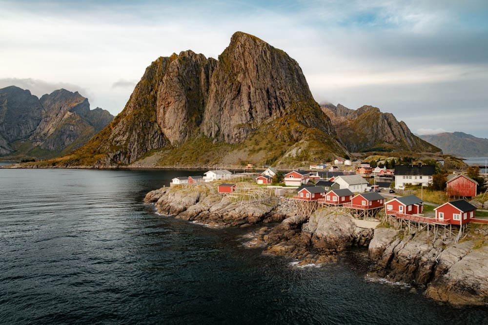 Hamnøy, tot de verbeelding sprekend vissersdorpje op de Lofoten - Reislegende.nl