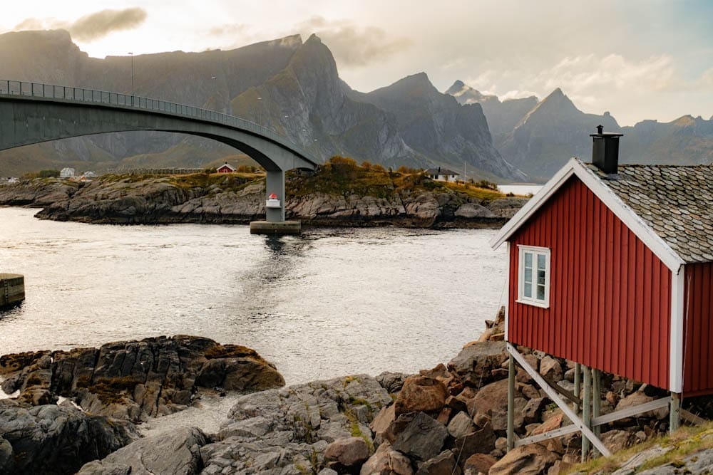 Hamnoy bridge Lofoten - Reislegende.nl