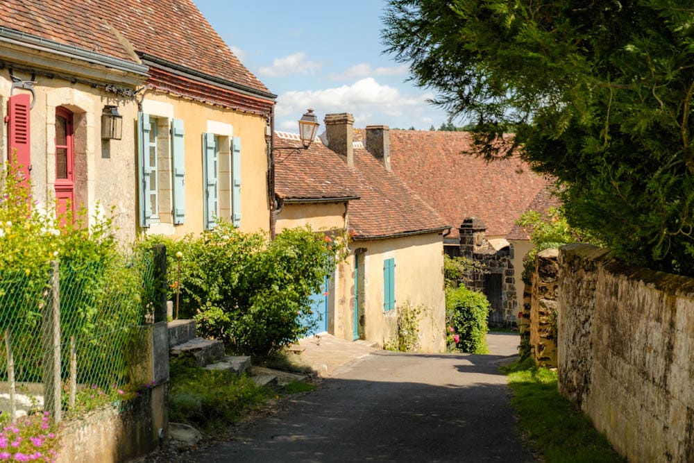 La Perriere mooie dorpen in Orne Normandie Frankrijk - Reislegende.nl