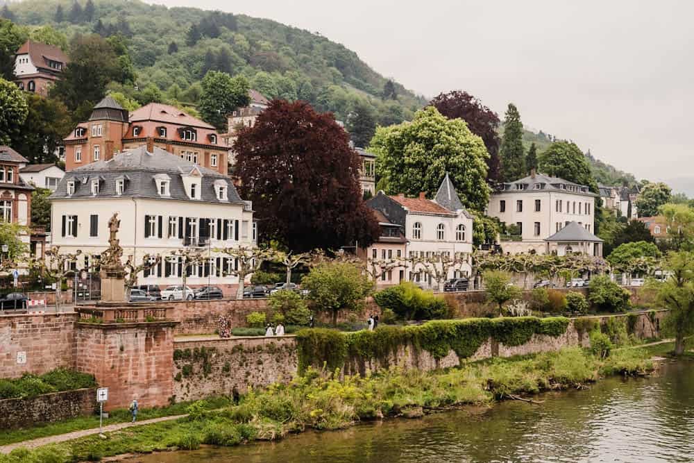 Heidelberg Altstadt en Neckar rivier Duitsland - Reislegende.nl