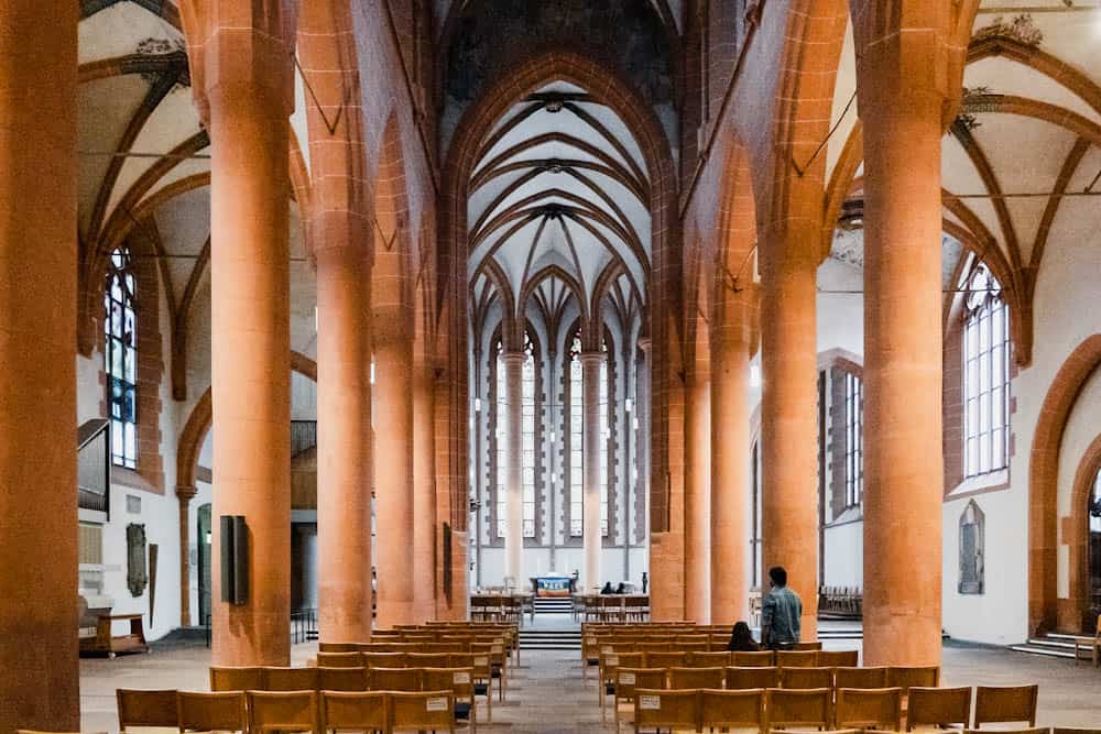 Heidelberg Heiliggeistkirche Altstadt Duitsland - Reislegende.nl