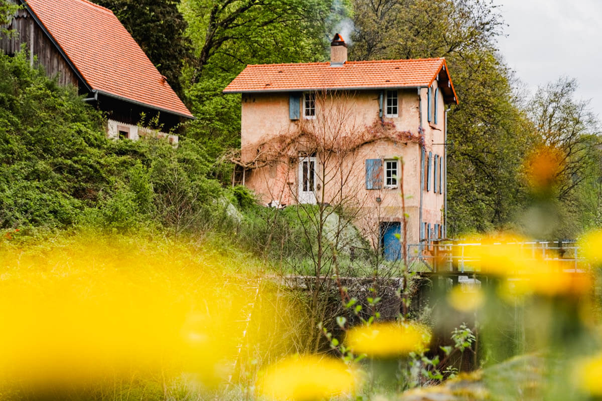 Moselle Vallee des Eclusiers kanaal met voormalige sluizen Frankrijk - Reislegende.nl