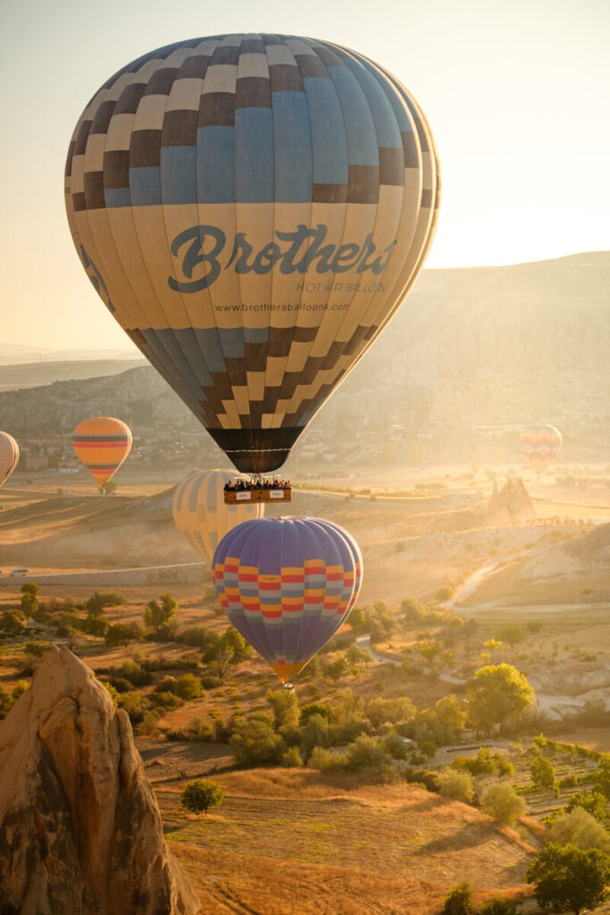 In Love Valley luchtballonnen fotograferen Cappadocie Turkije Goreme - Reislegende.nl