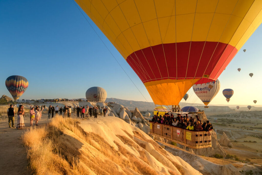 Luchtballonnen fotograferen in Love Valley Cappadocie Turkije - Reislegende.nl