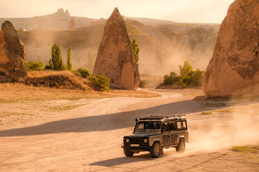 Wat doen en zien in Cappadocie jeep tour 15 tips - Reislegende.nl
