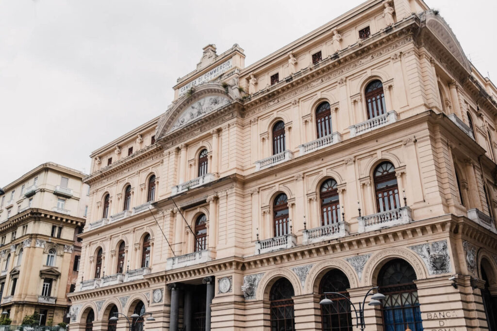 Palazzo della Borsa Napels - Reislegende.nl