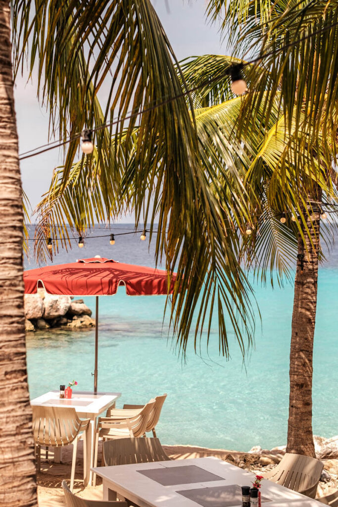 Lekker ontbijten op Curacao Karakter Reislegende