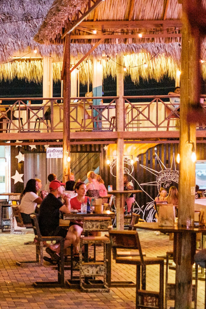 Leuk en lekker eten op Curacao Pasawa Reislegende