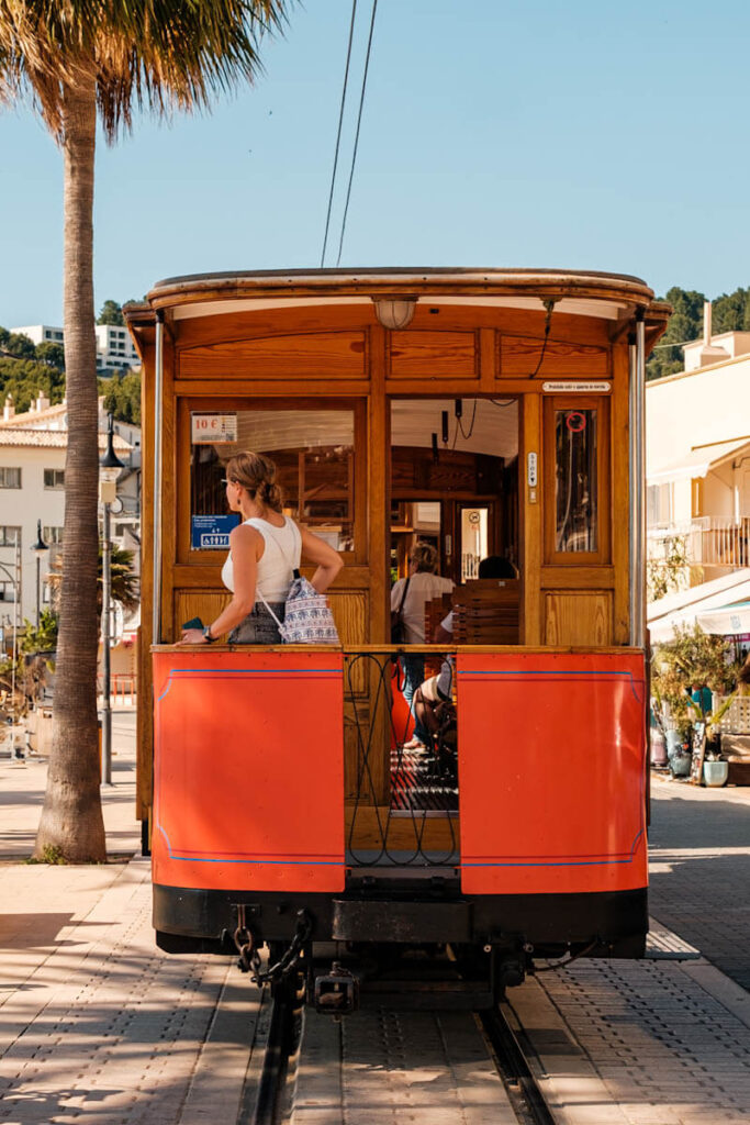 Port de Soller Mallorca rondreis route voor zes dagen Reislegende
