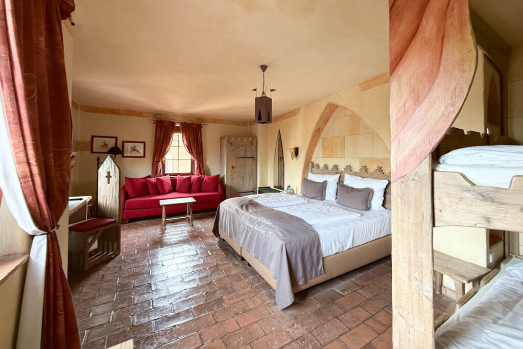 Castillo Alcazar Europa Park themahotel Reislegende