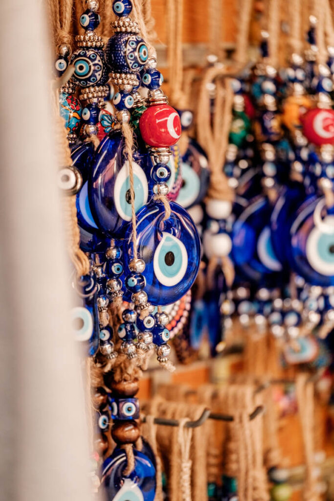 Wat doen in Istanbul souvenirs kopen Reislegende