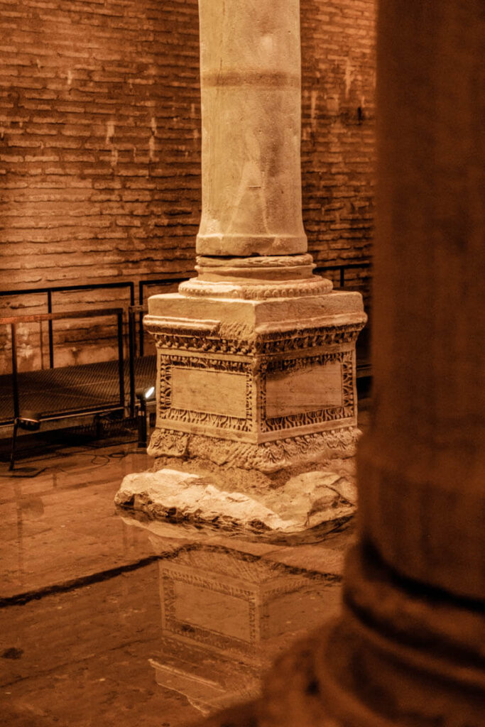 Wat zien in Istanbul bezienswaardigheden Basilica Cisterna Reislegende