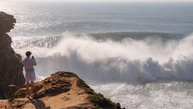 Nazare hoogste golven in Portugal Reislegende