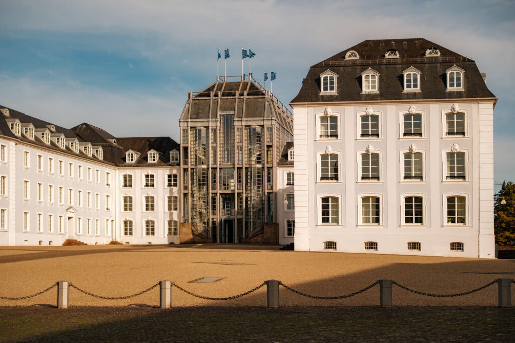 Saarbrucker Schloss Saarbrucken Duitsland Reislegende