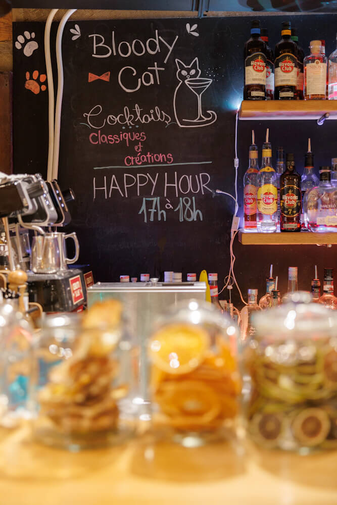 Bloody Cat cocktailbar Morges Vaud Zwitserland Reislegende