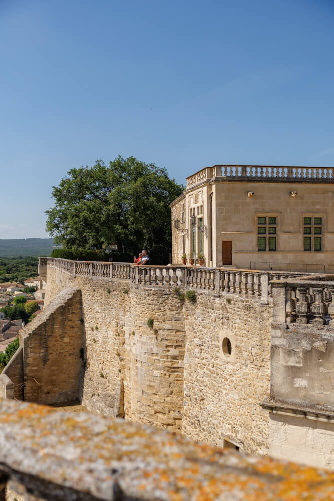 Chateau de Grignan terrace Drome Provencale Frankrijk Reislegende