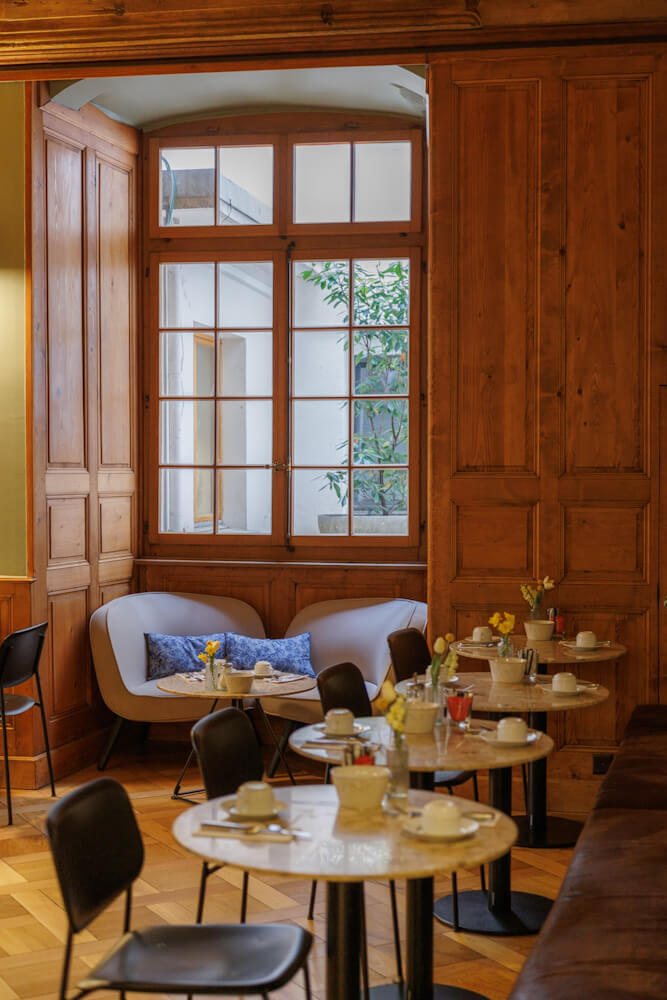 Vaud Zwitserland Morges Hotel de la Couronne Reislegende
