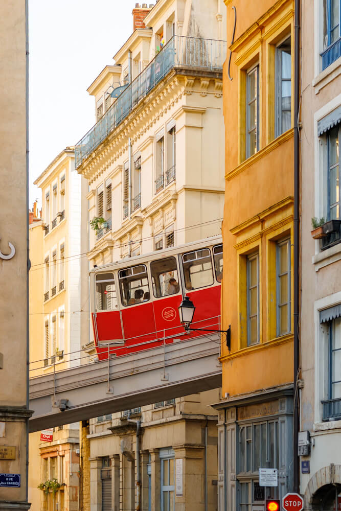 Funiculaire Vieux Lyon oude centrum Frankrijk Reislegende