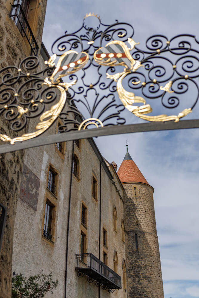 Ingang Chateau de Grandson Vaud Zwitserland Reislegende