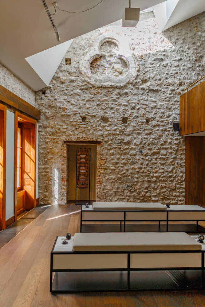 Renovatie Chateau de Grandson Vaud Zwitserland Reislegende