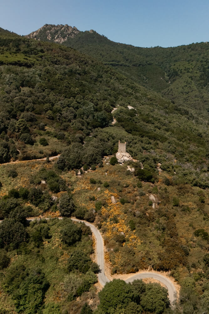 Bergwegen Elba Reislegende