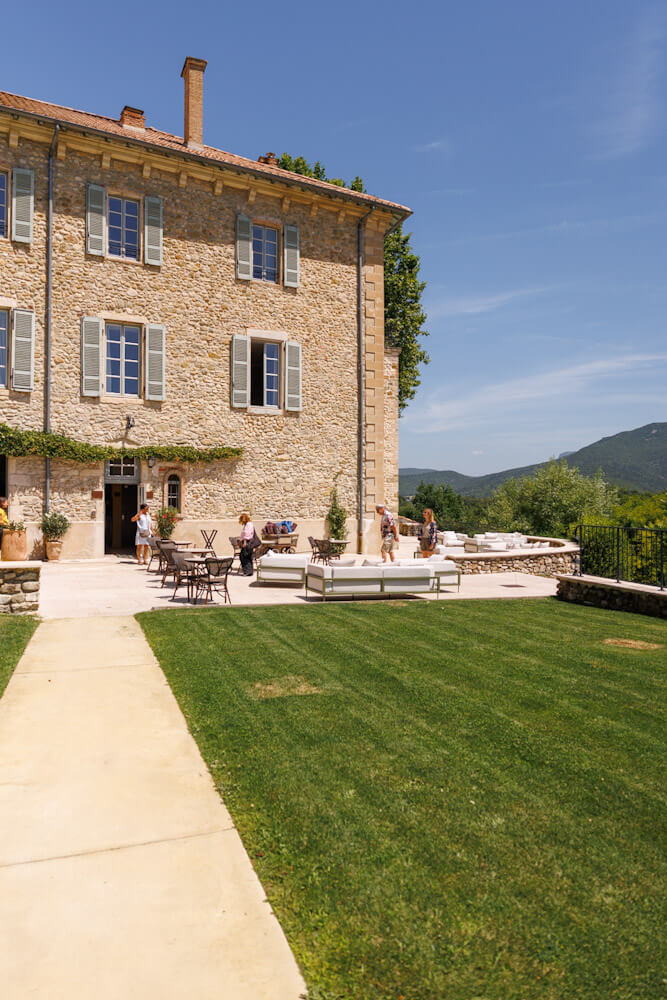 Chateau Les Oliviers de Salettes Drome Frankrijk Reislegende