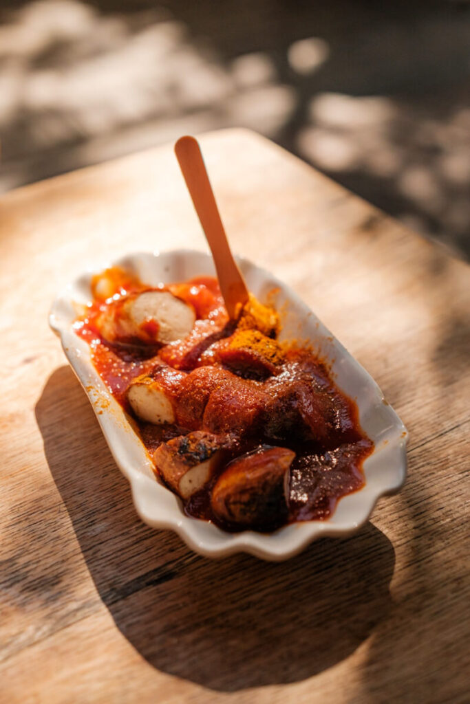 Beste curryworst in Saarbrucken Duitsland Reislegende